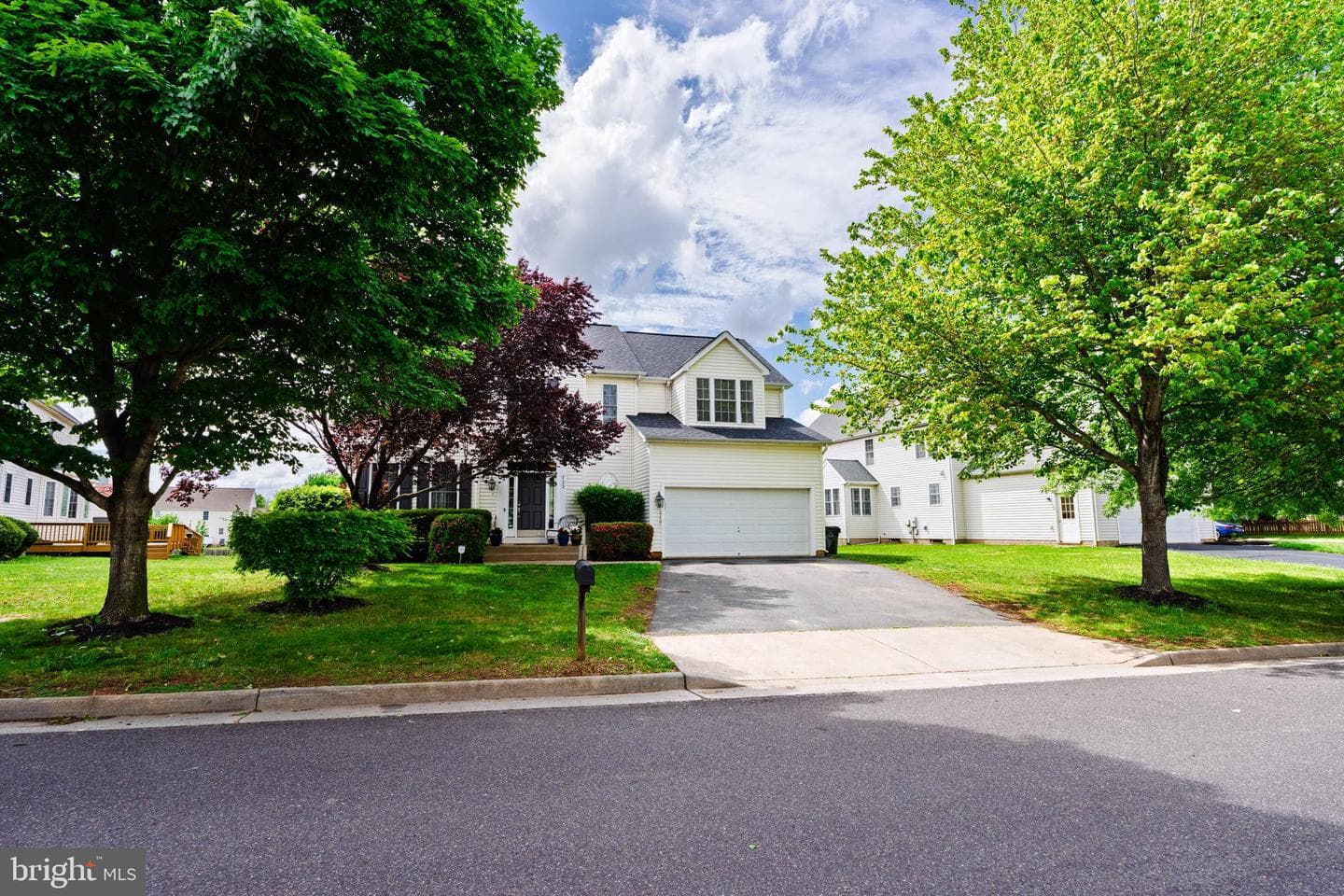 722 Blossom Tree Road photo 2