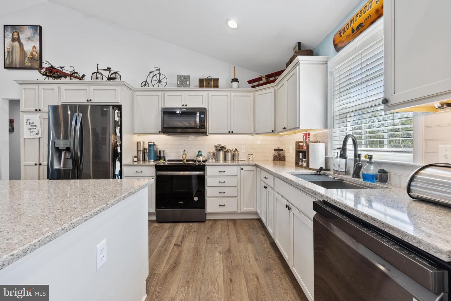17114 Reid Hill photo 18