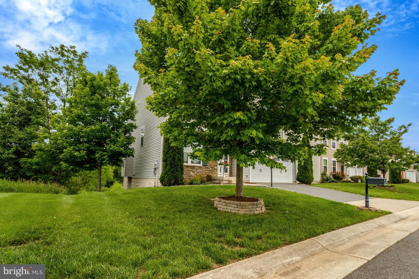18046 Lakeford Drive photo 3