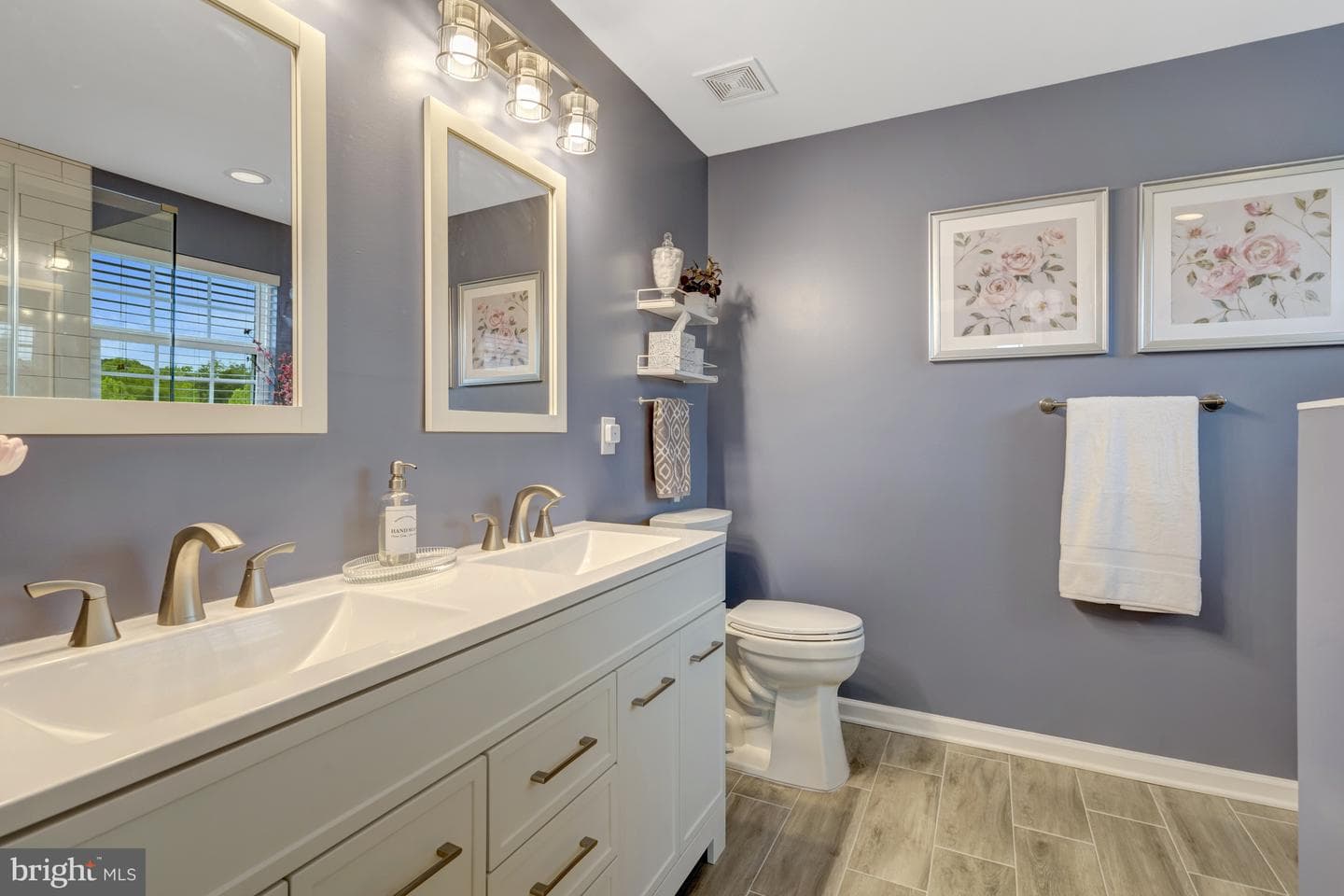 18046 Lakeford Drive photo 33
