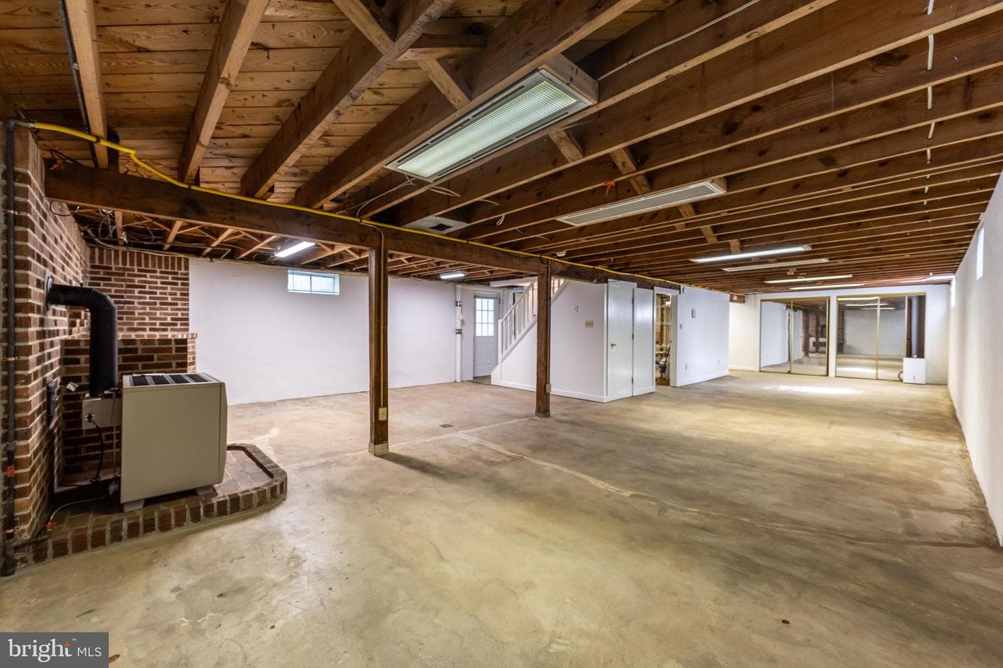 650 Yowell Drive photo 42
