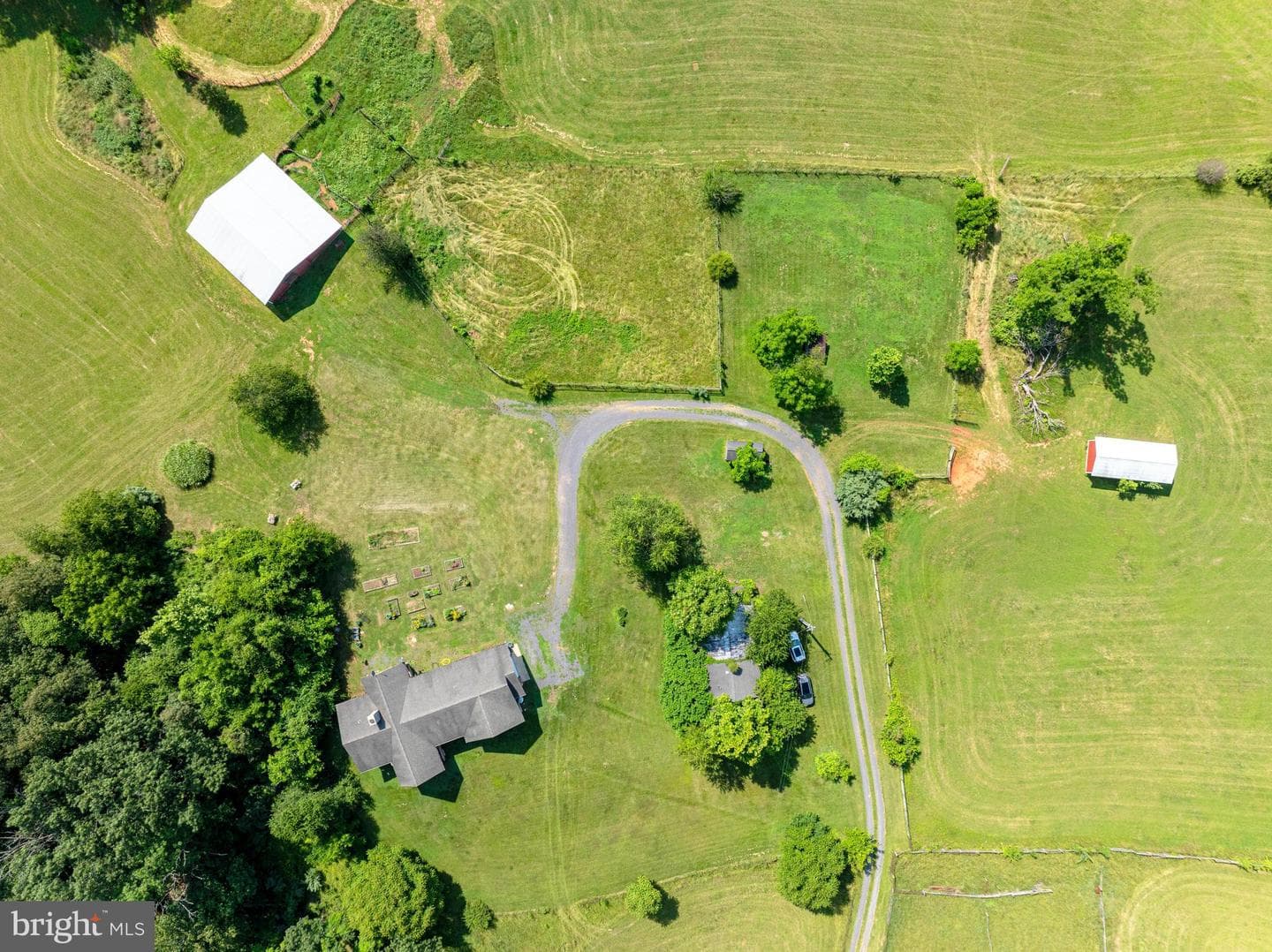 2250 Emerald Hill Road photo 7