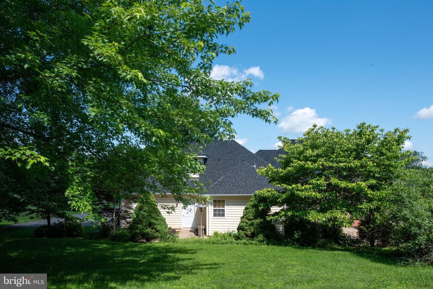 18894 Equestrian Lane photo 34