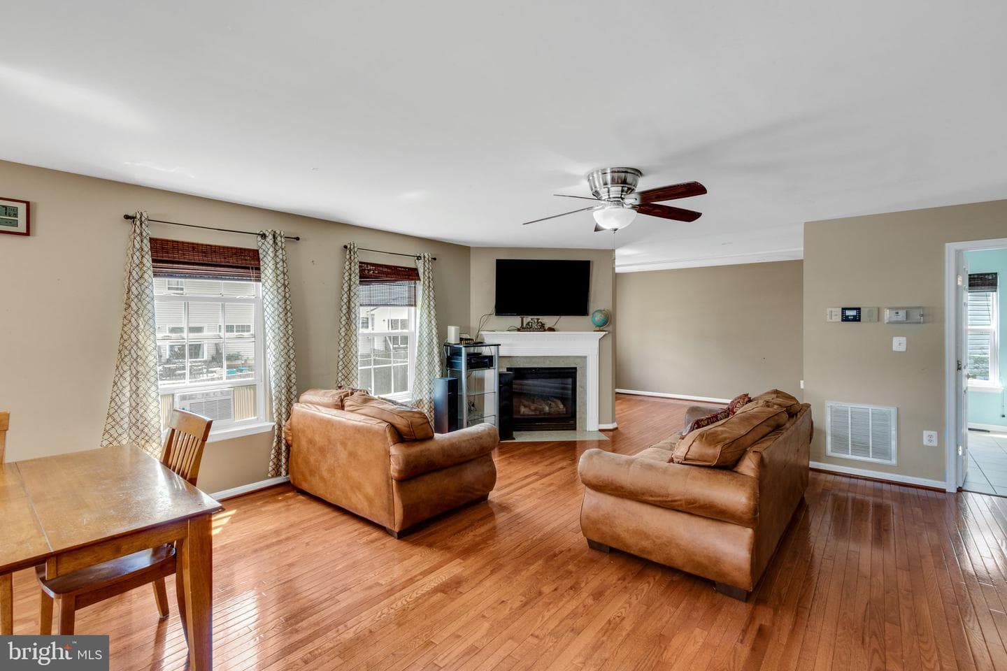 937 Lakewood Circle photo 12