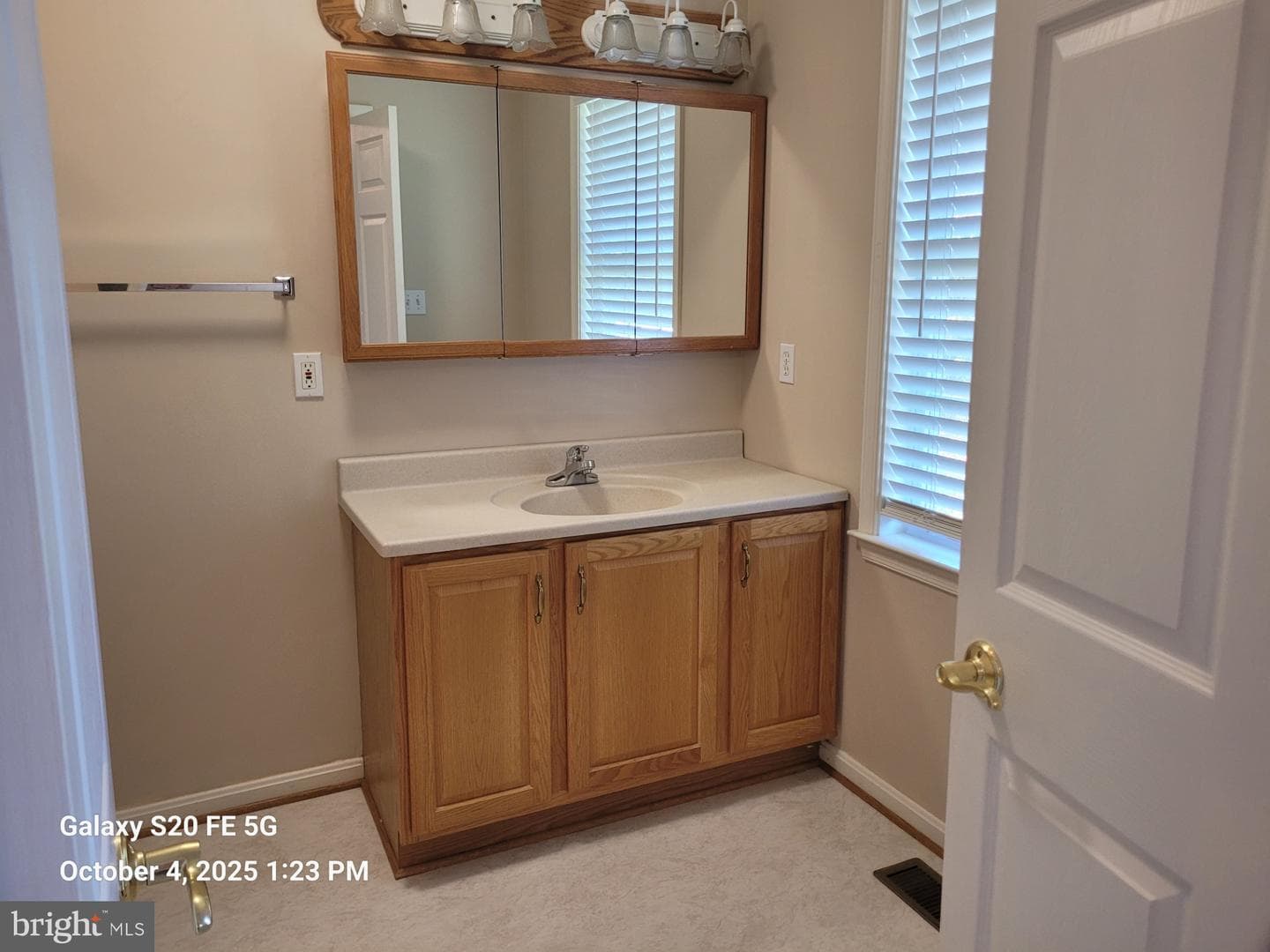 1673 Pin Oak Drive photo 20