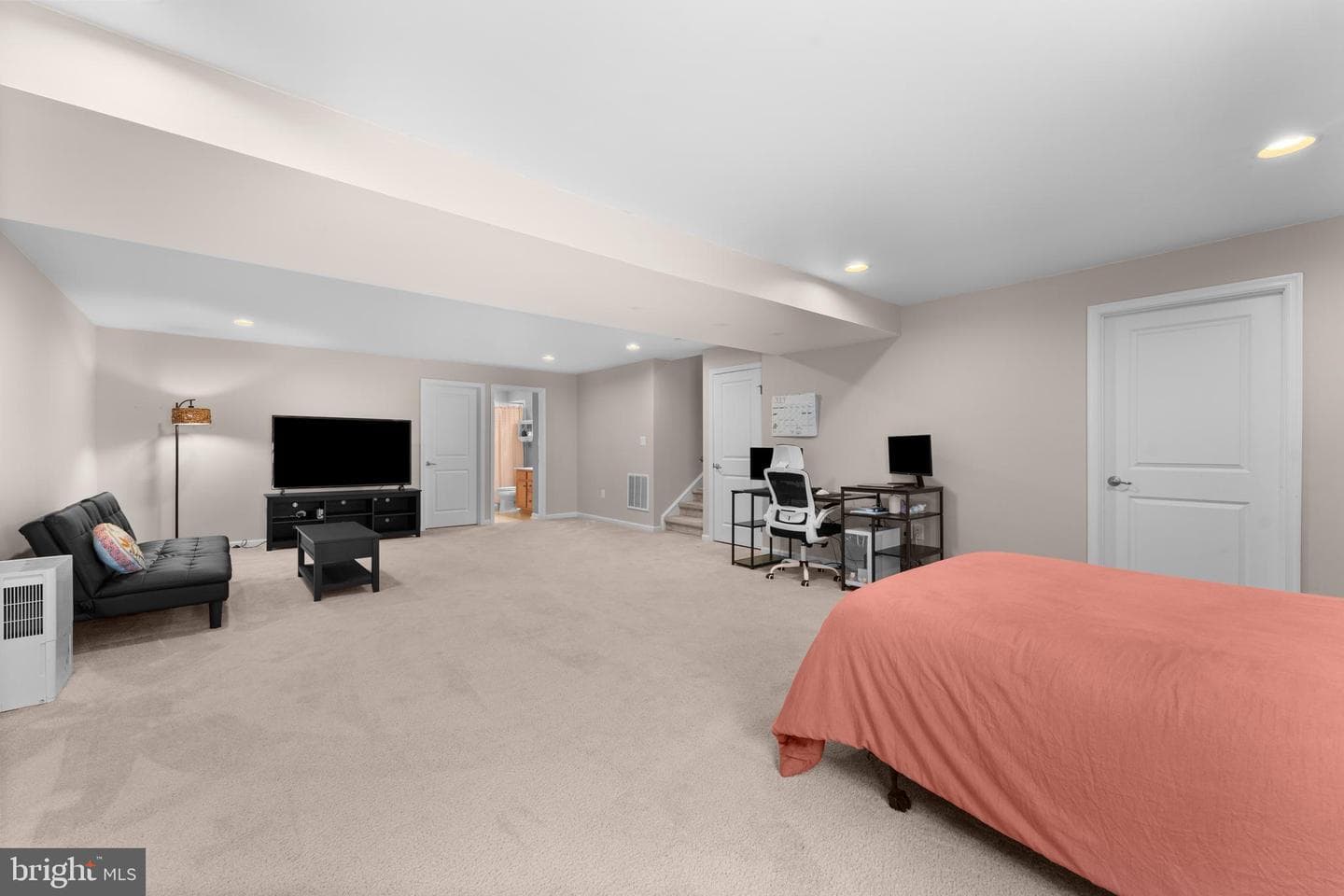 611 Kingsbrook photo 32