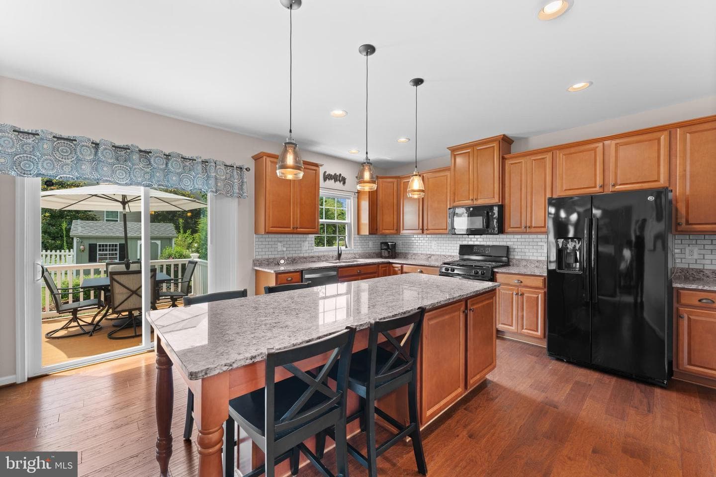 611 Kingsbrook photo 5