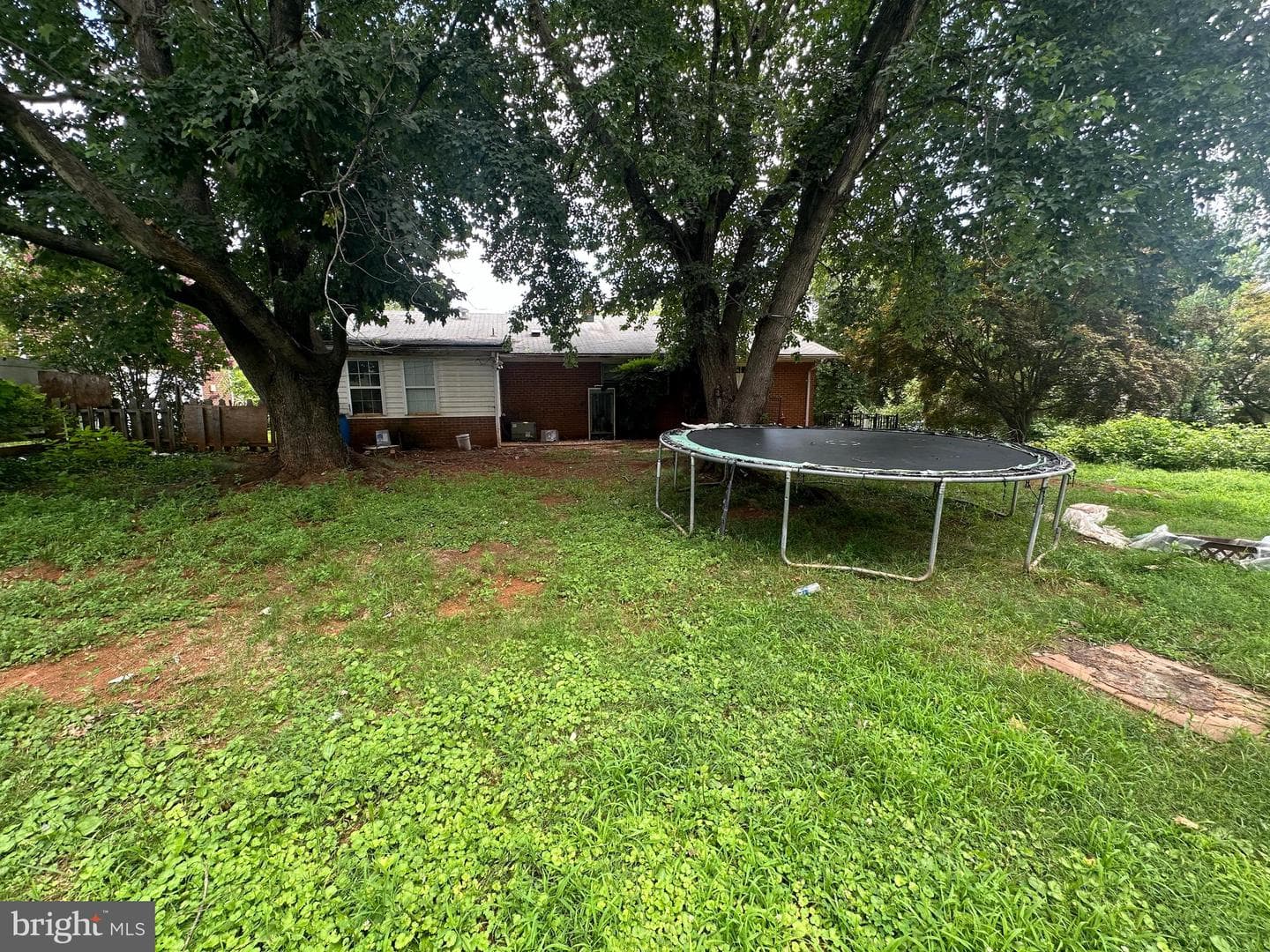 880 Hilltop Drive photo 4