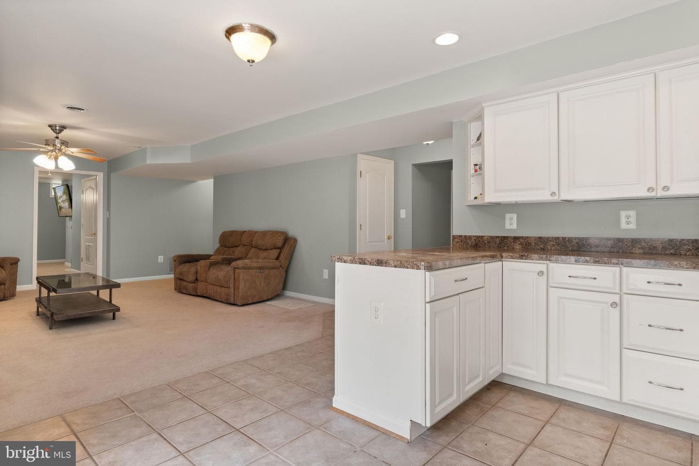 540 Greenbriar Drive photo 19