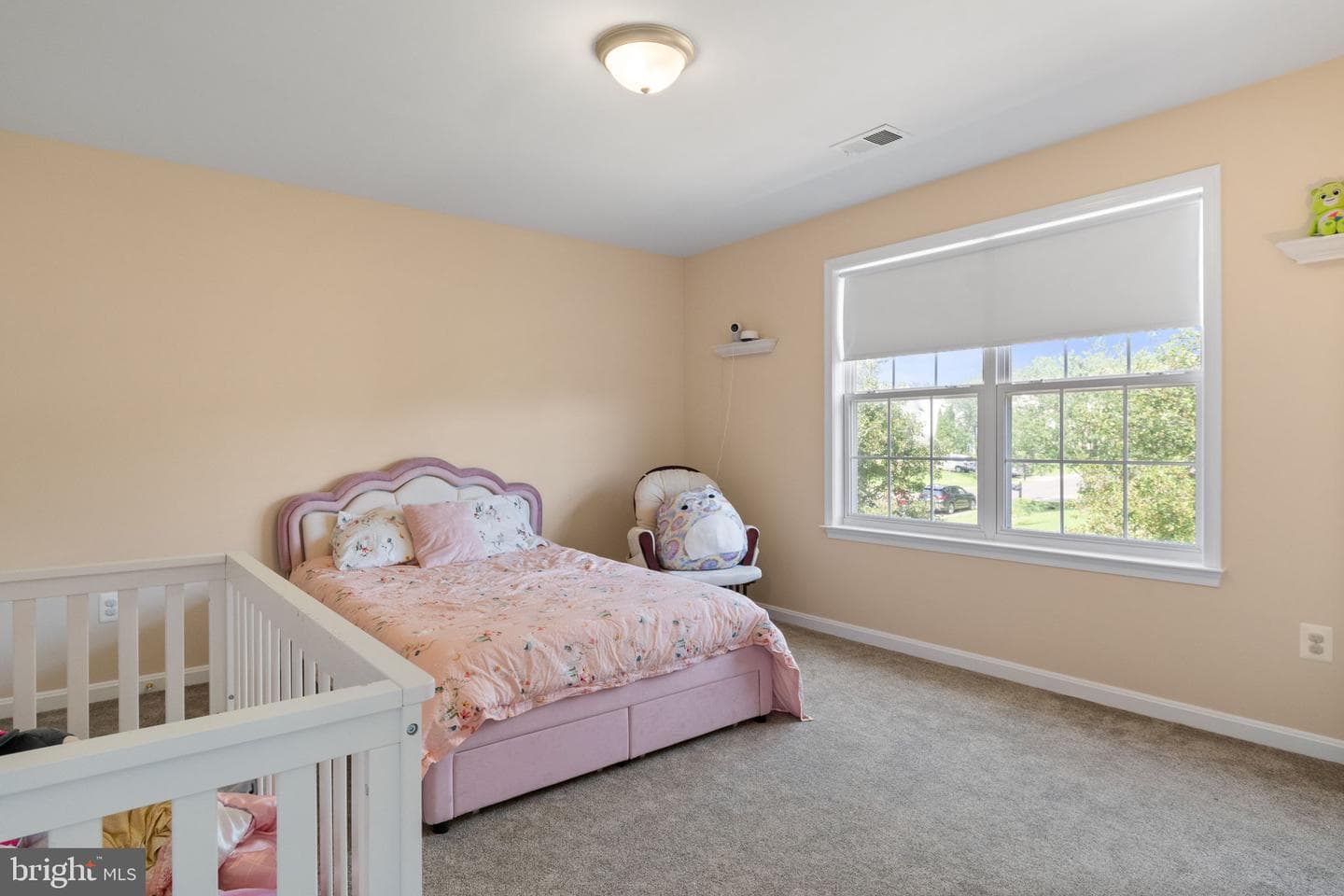 540 Greenbriar Drive photo 34
