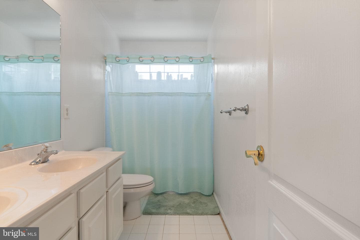 540 Greenbriar Drive photo 38