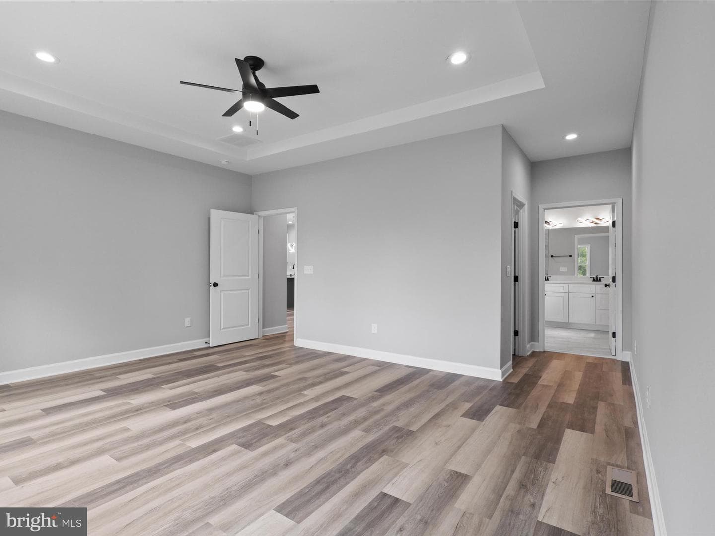 15477 Norman Road photo 34