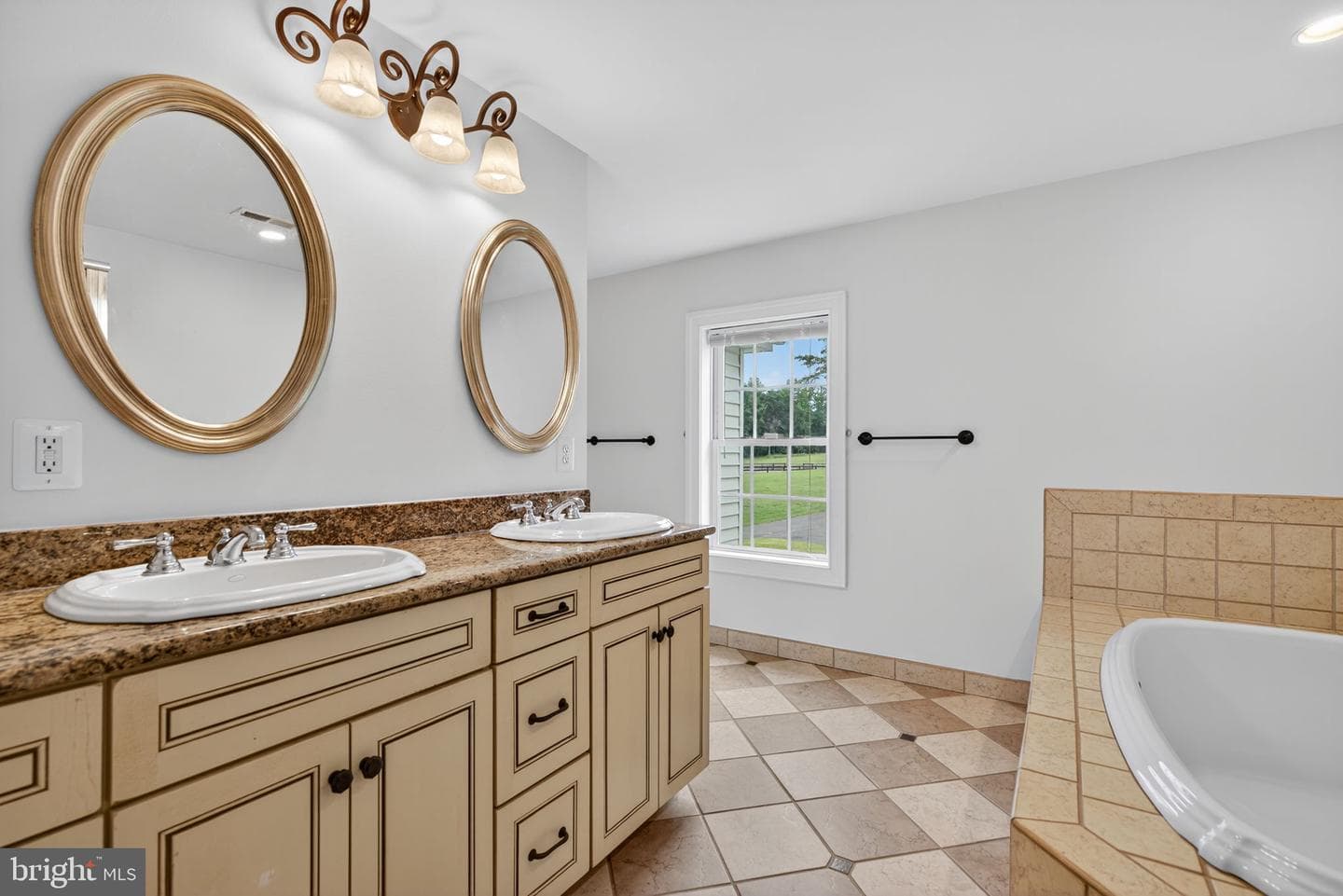 13537 Spotswood Way photo 32