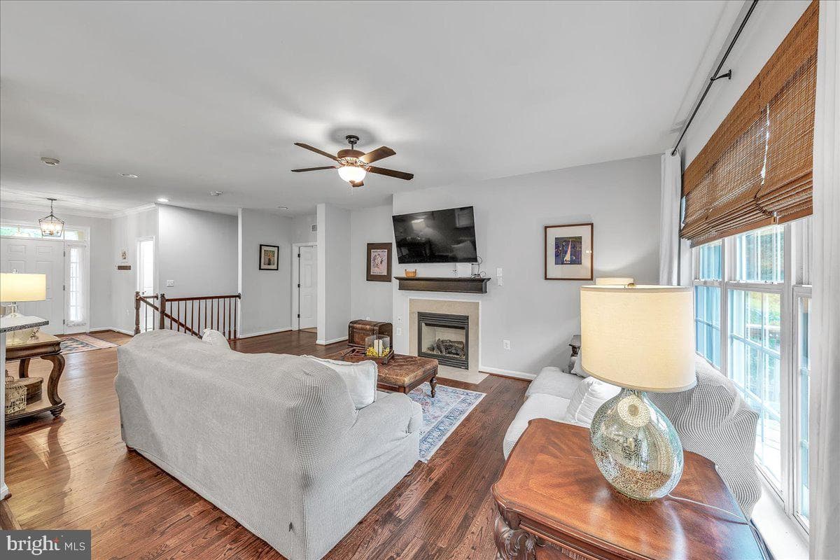 254 Whitworth Drive photo 18