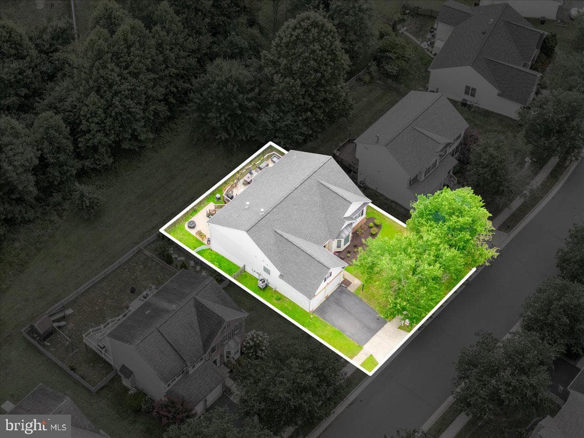 254 Whitworth Drive photo 39
