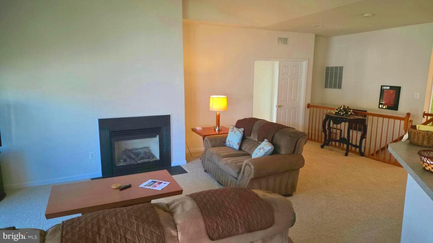 638 Hunters Road photo 13