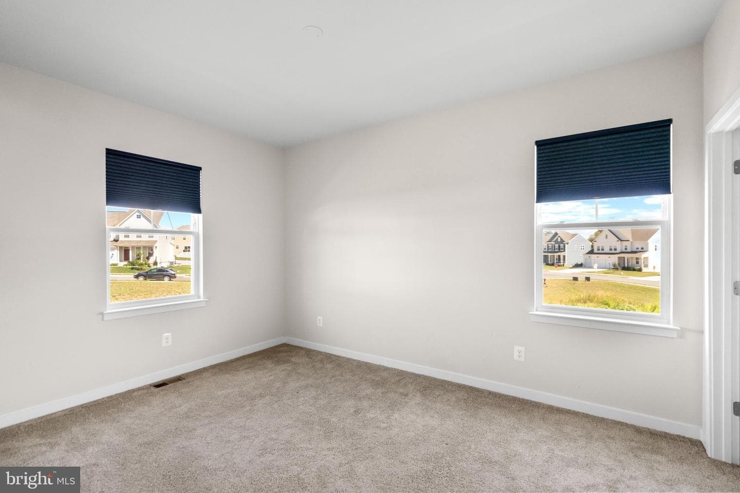 2093 Whithorn Hill photo 13