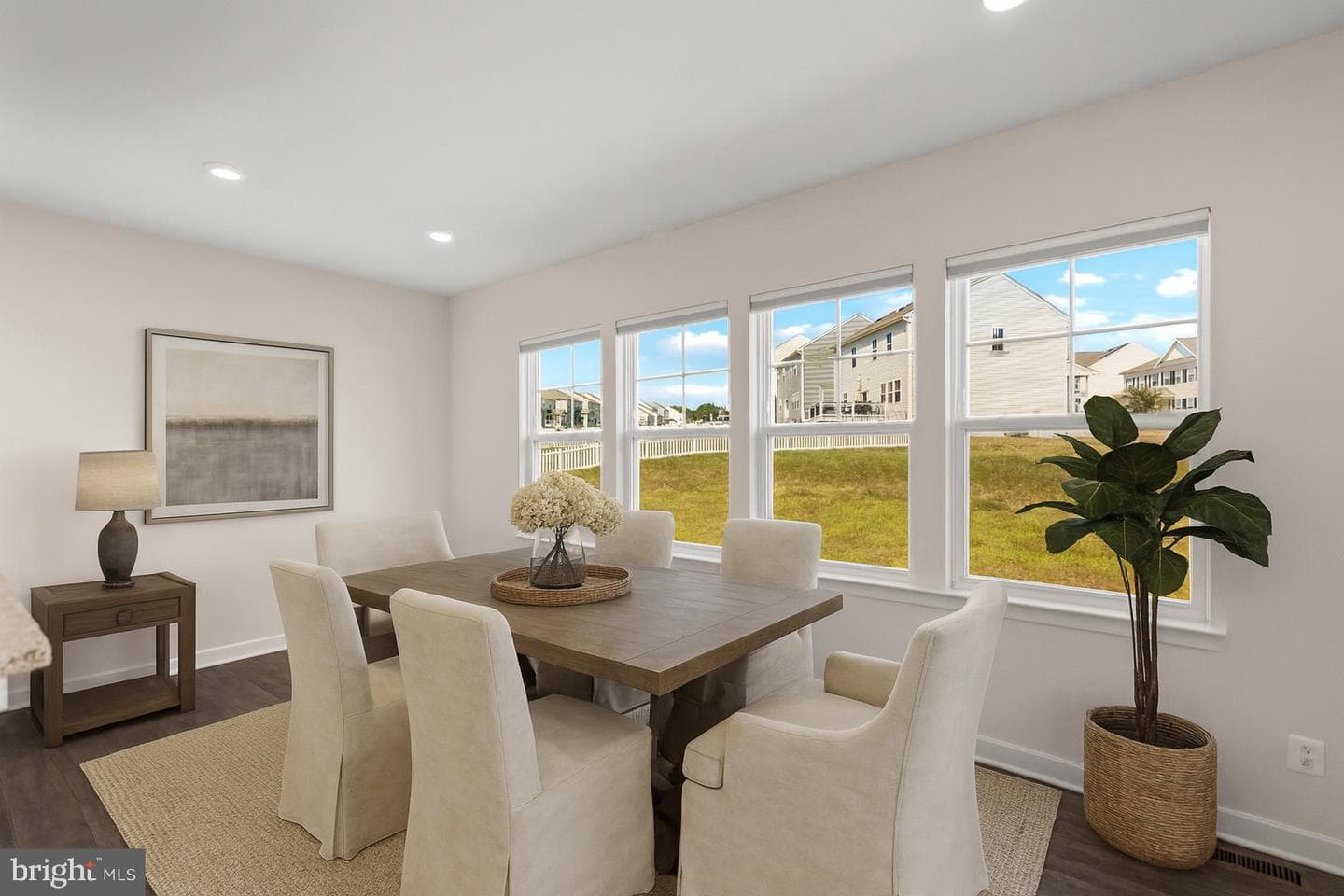 2093 Whithorn Hill photo 5