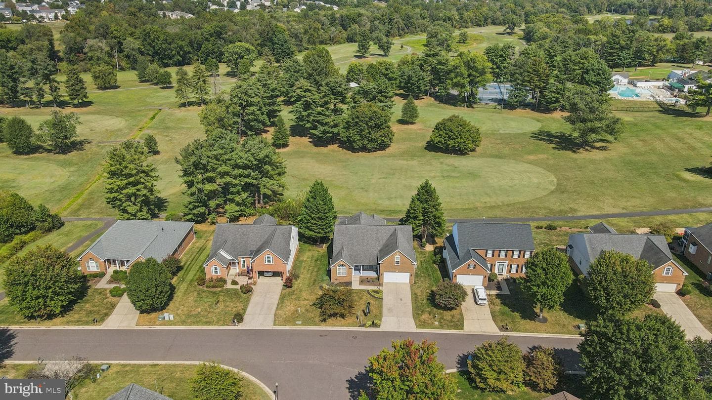 2036 Golf Drive photo 40