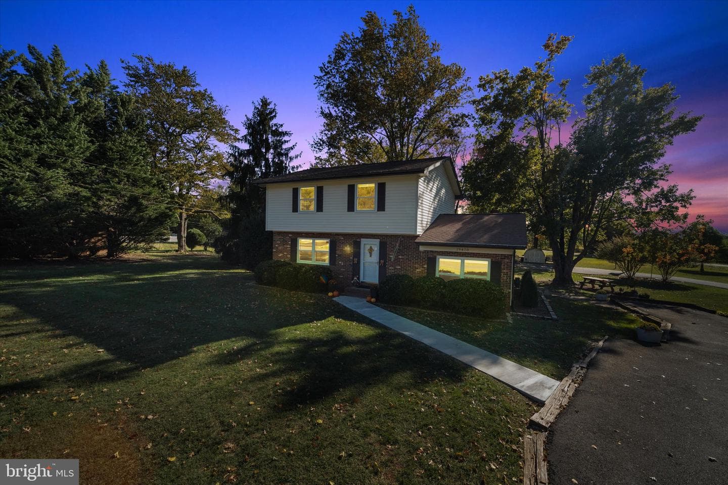 19470 Williams Drive photo 5