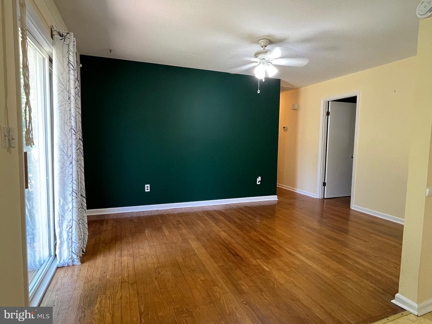 11285 Cedar Avenue photo 7