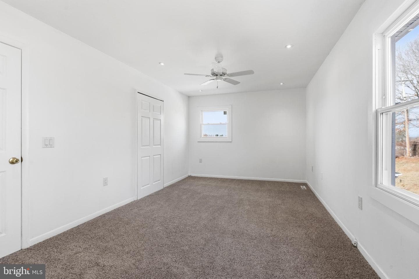 226 Chestnut Drive photo 11