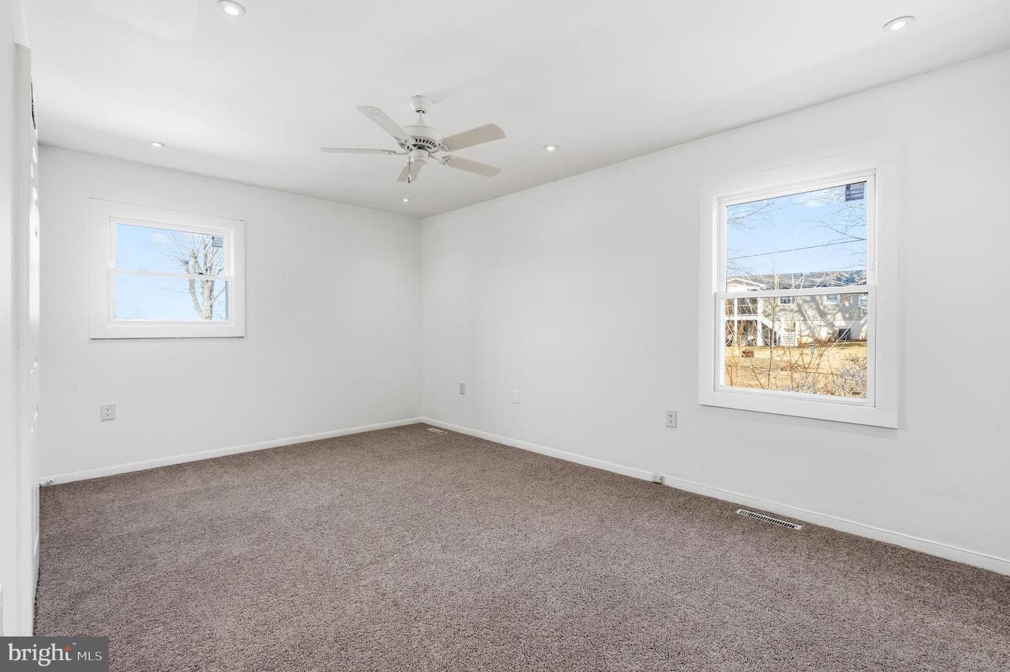 226 Chestnut Drive photo 14