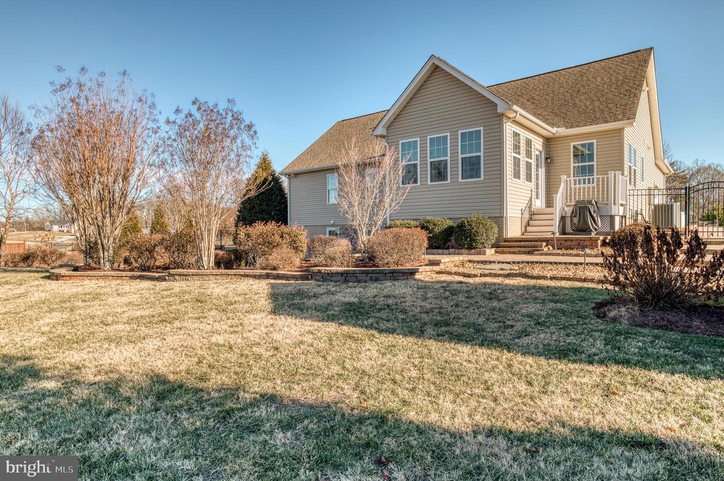9408 Blackbird Loop photo 50