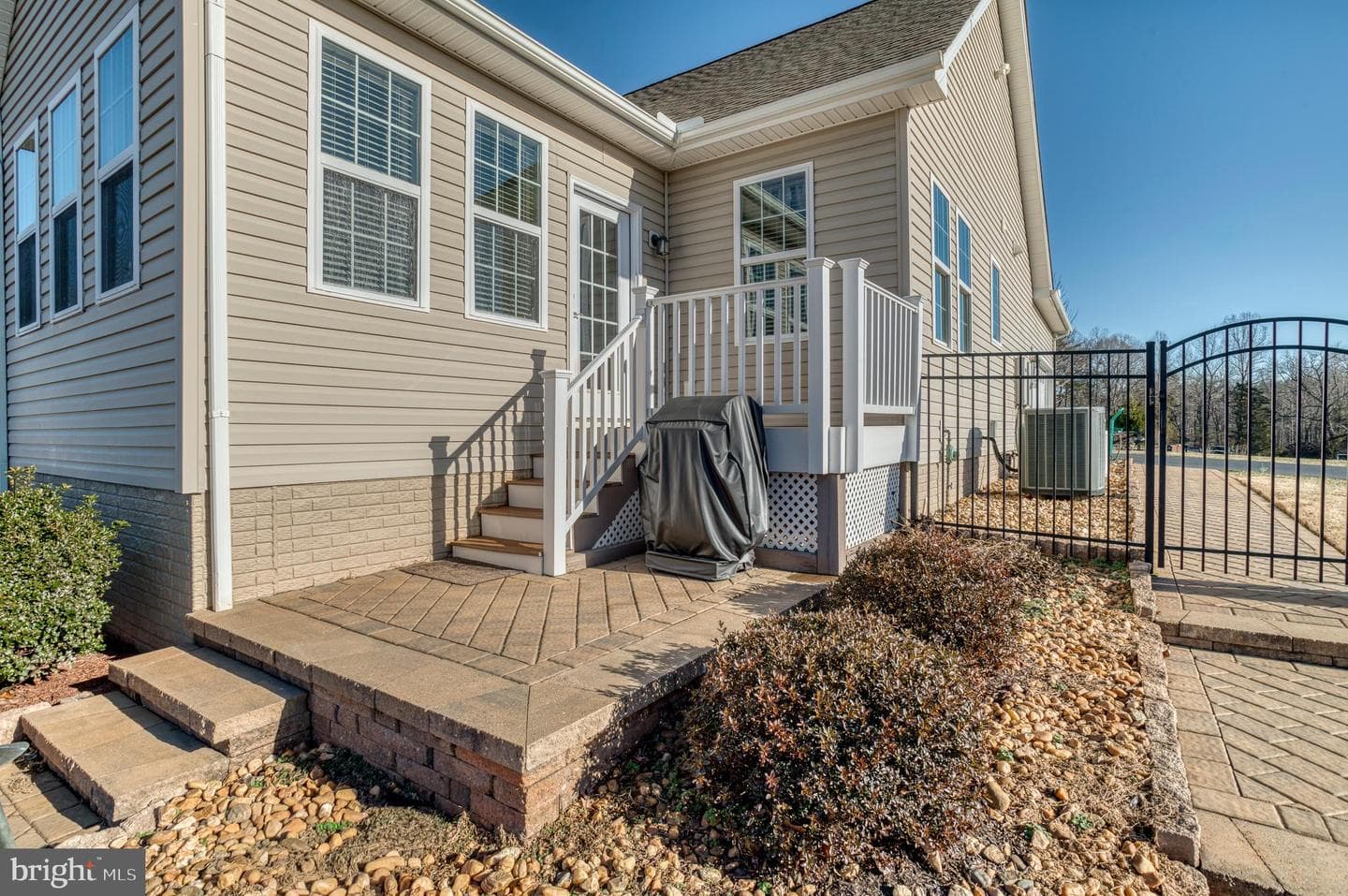 9408 Blackbird Loop photo 56