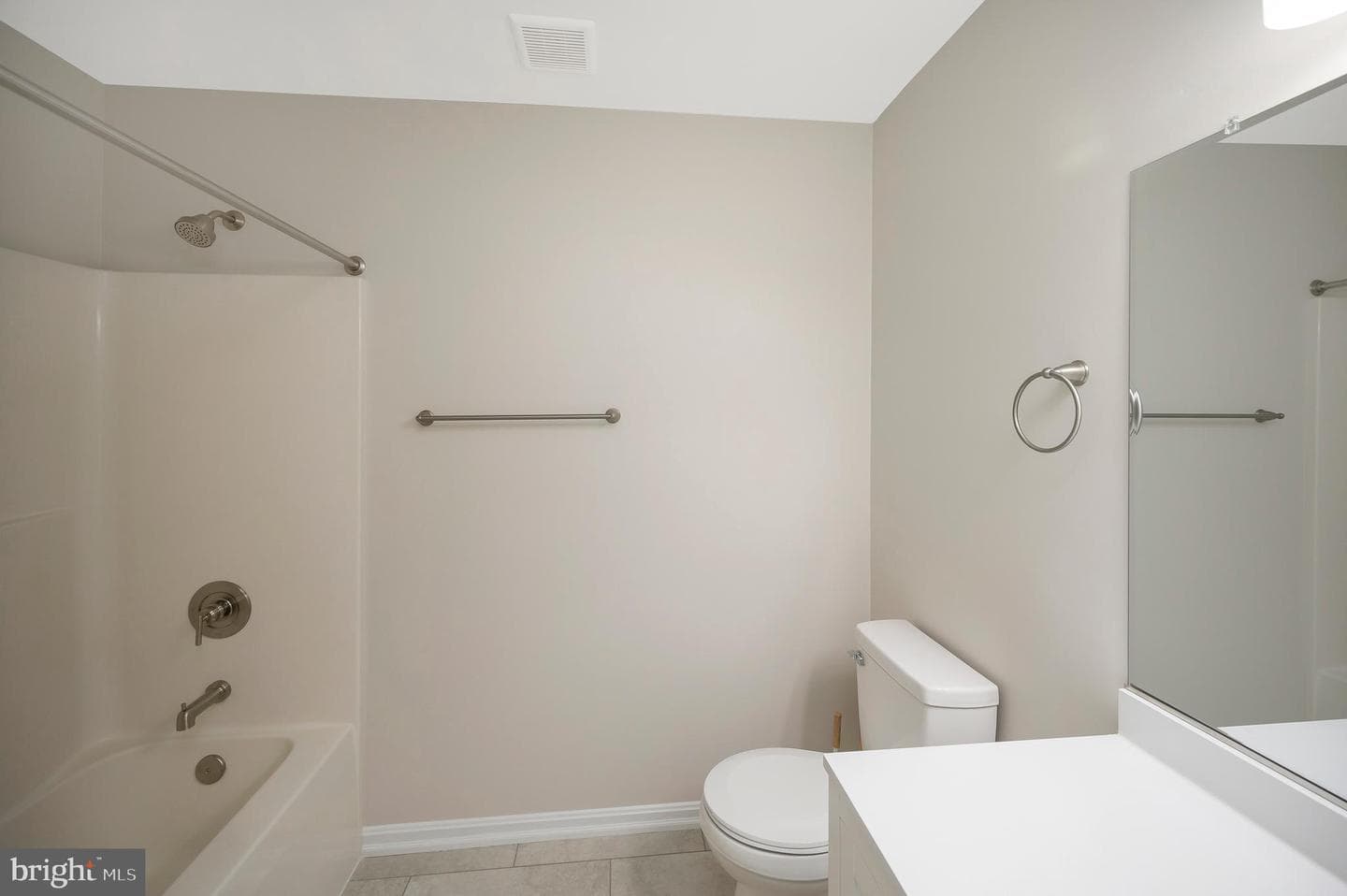 16008 Bruces Lane photo 24