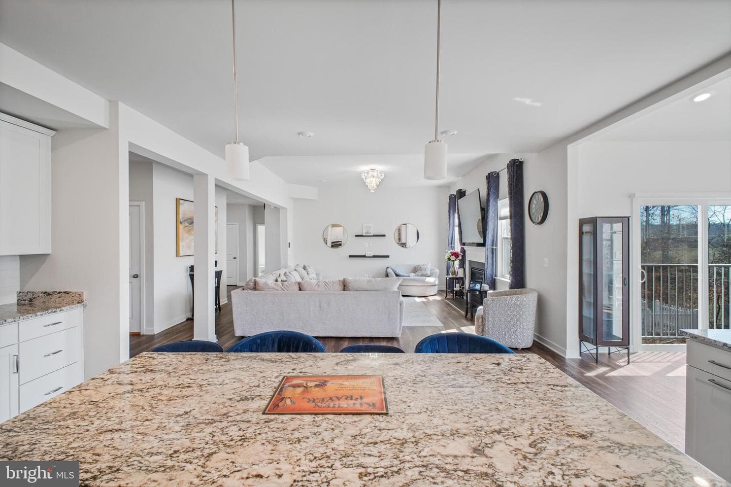 2094 Whithorn Hill photo 15
