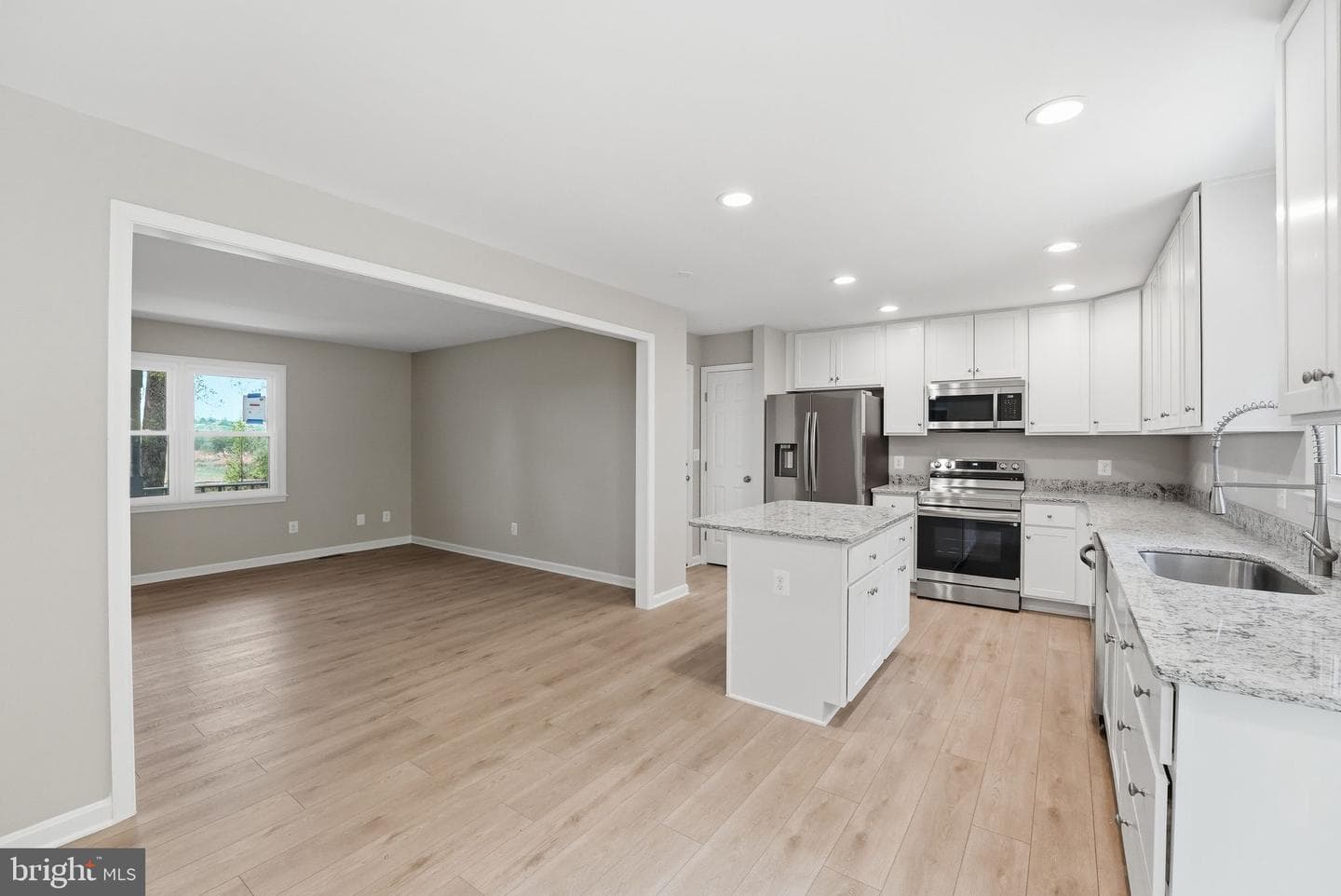 3229 Colvin Road photo 34