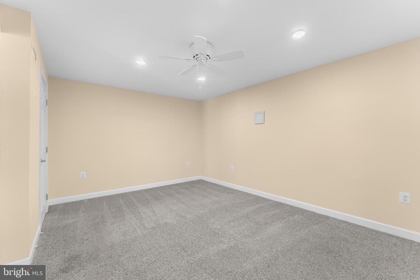 19483 Meadowvale Court photo 53