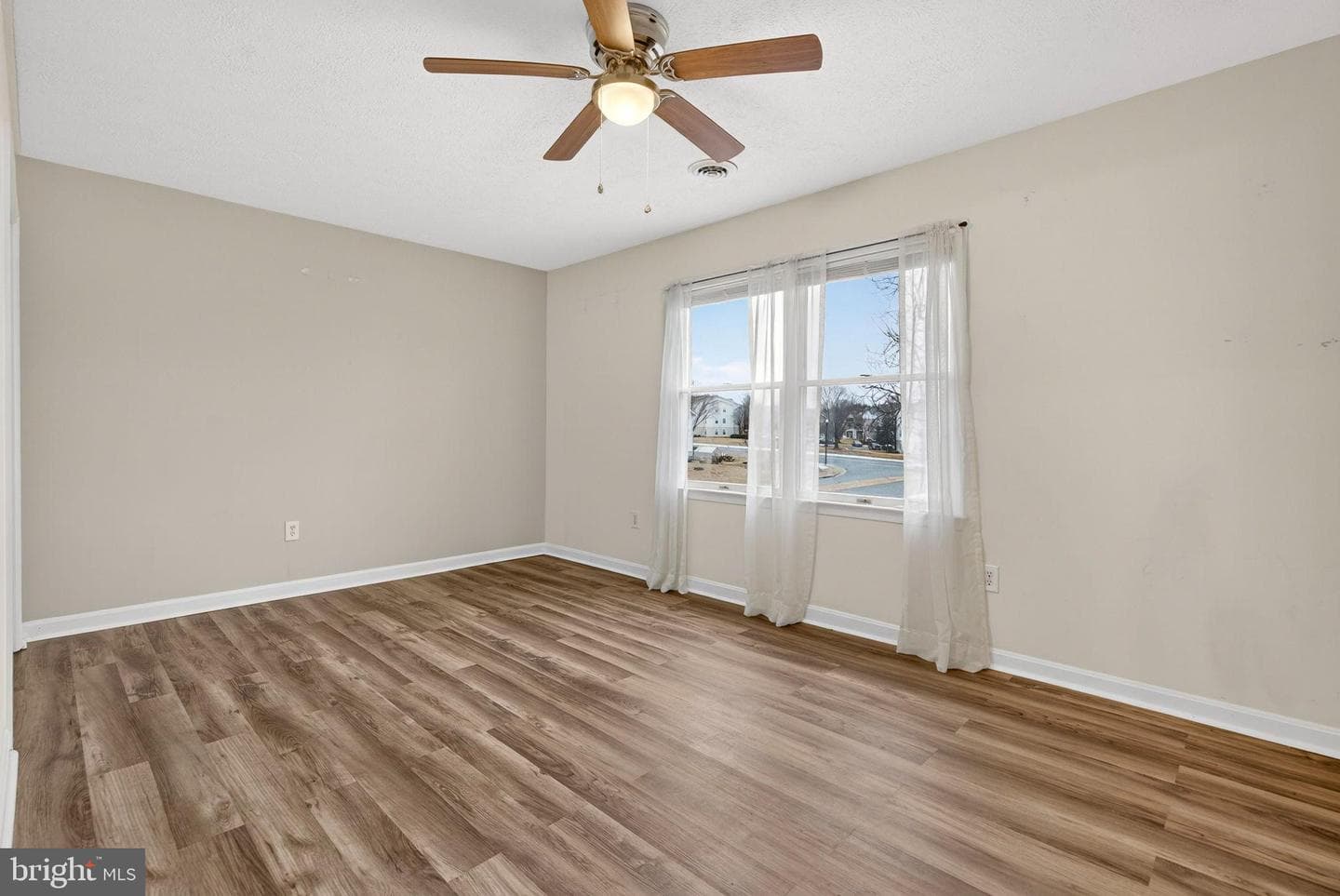 1524 Kestral Court photo 16