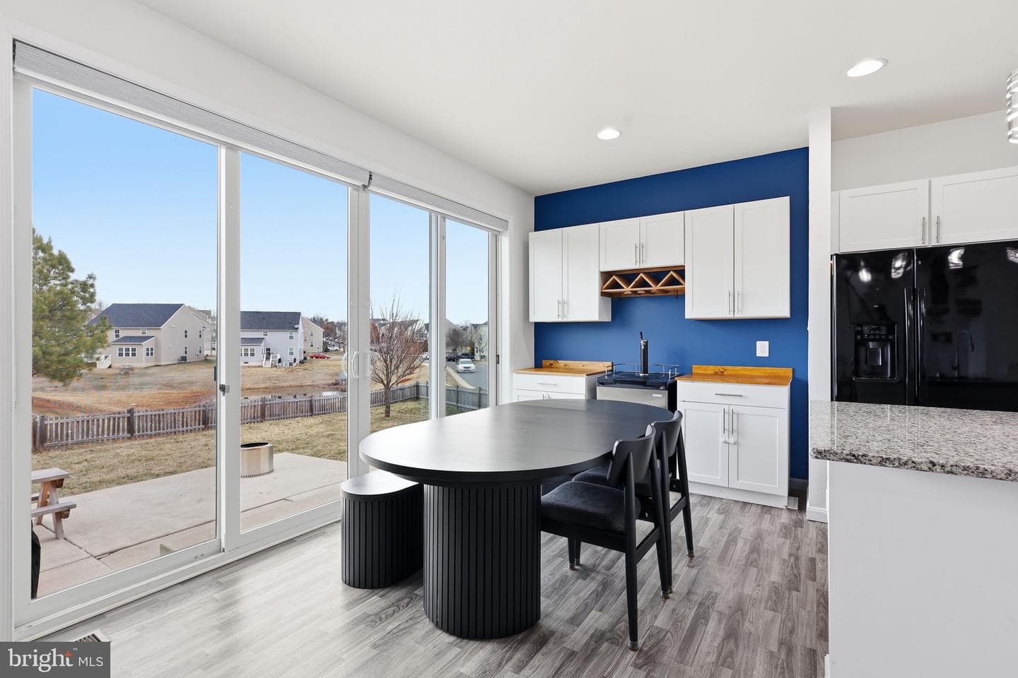 2156 Chestnut photo 6