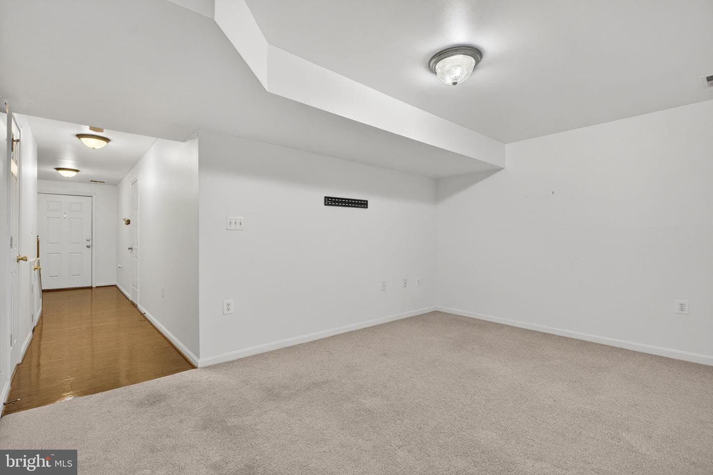 1057 Lake Pelham Drive photo 11