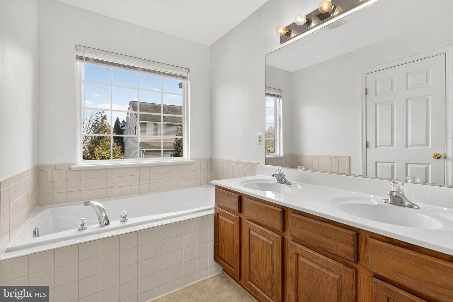 1057 Lake Pelham Drive photo 30