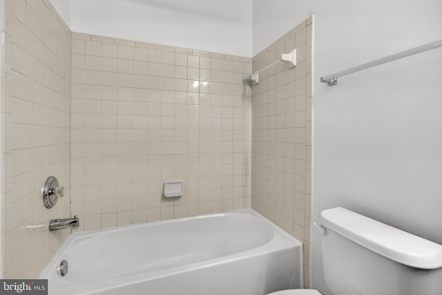 1057 Lake Pelham Drive photo 33