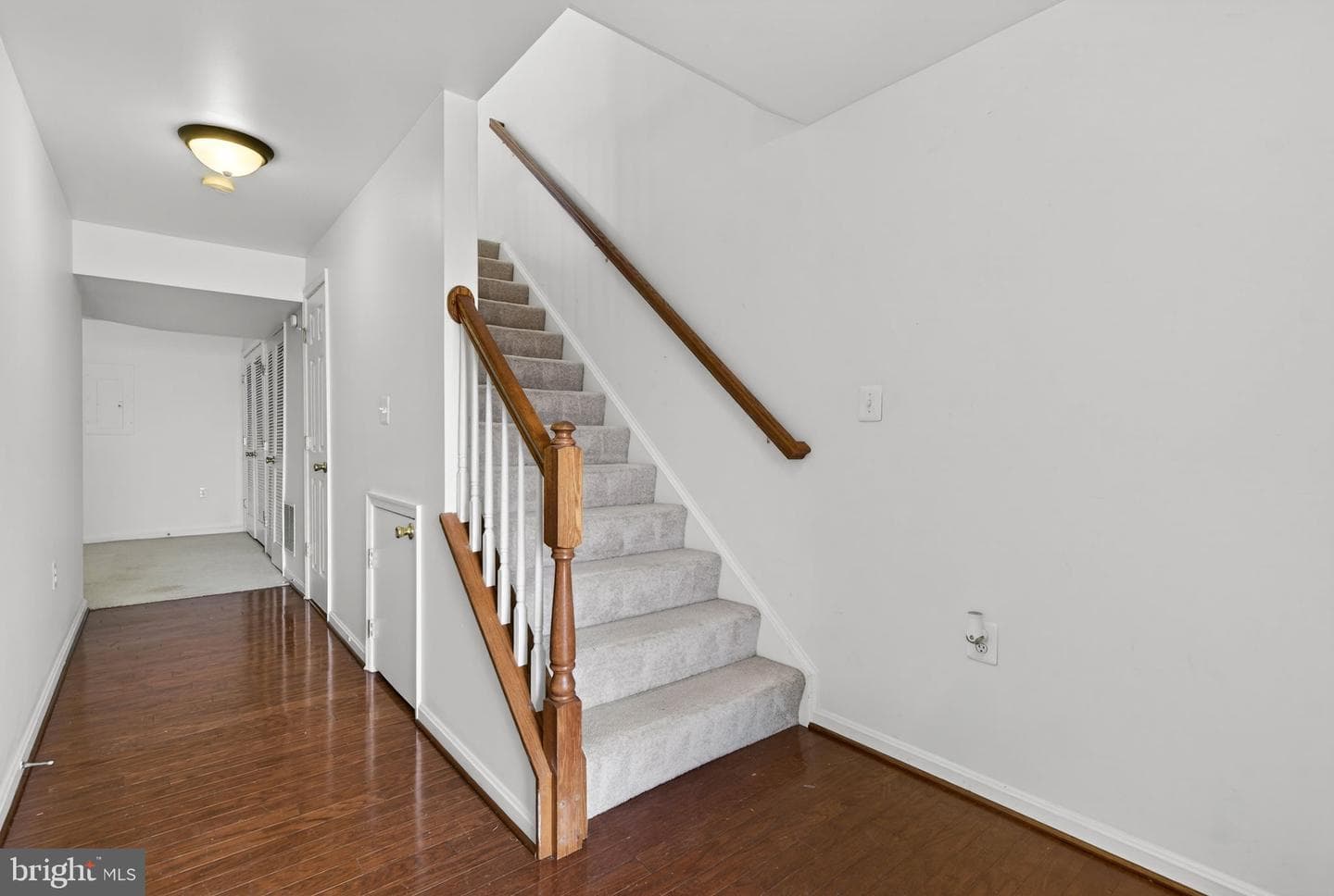 1057 Lake Pelham Drive photo 6