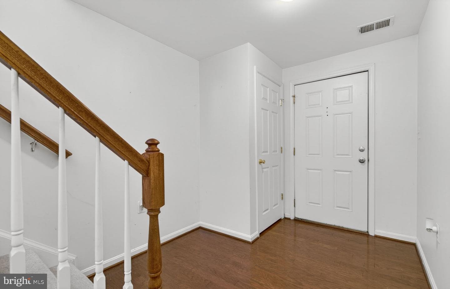 1057 Lake Pelham Drive photo 7