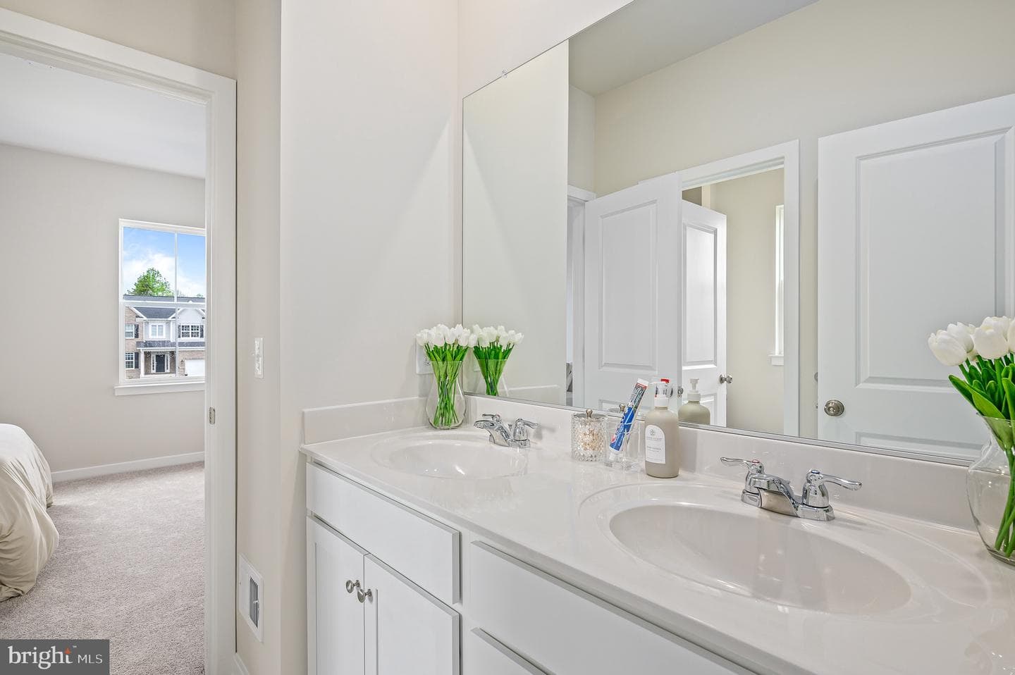 2449 Newton Drive photo 42