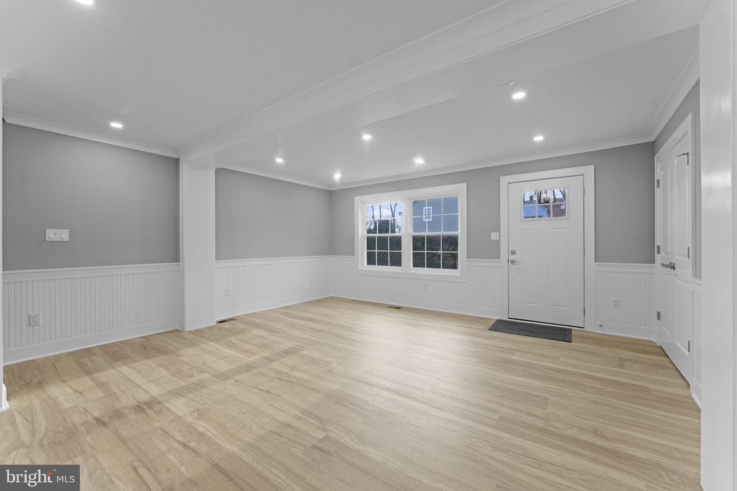 305 Wine Street photo 7