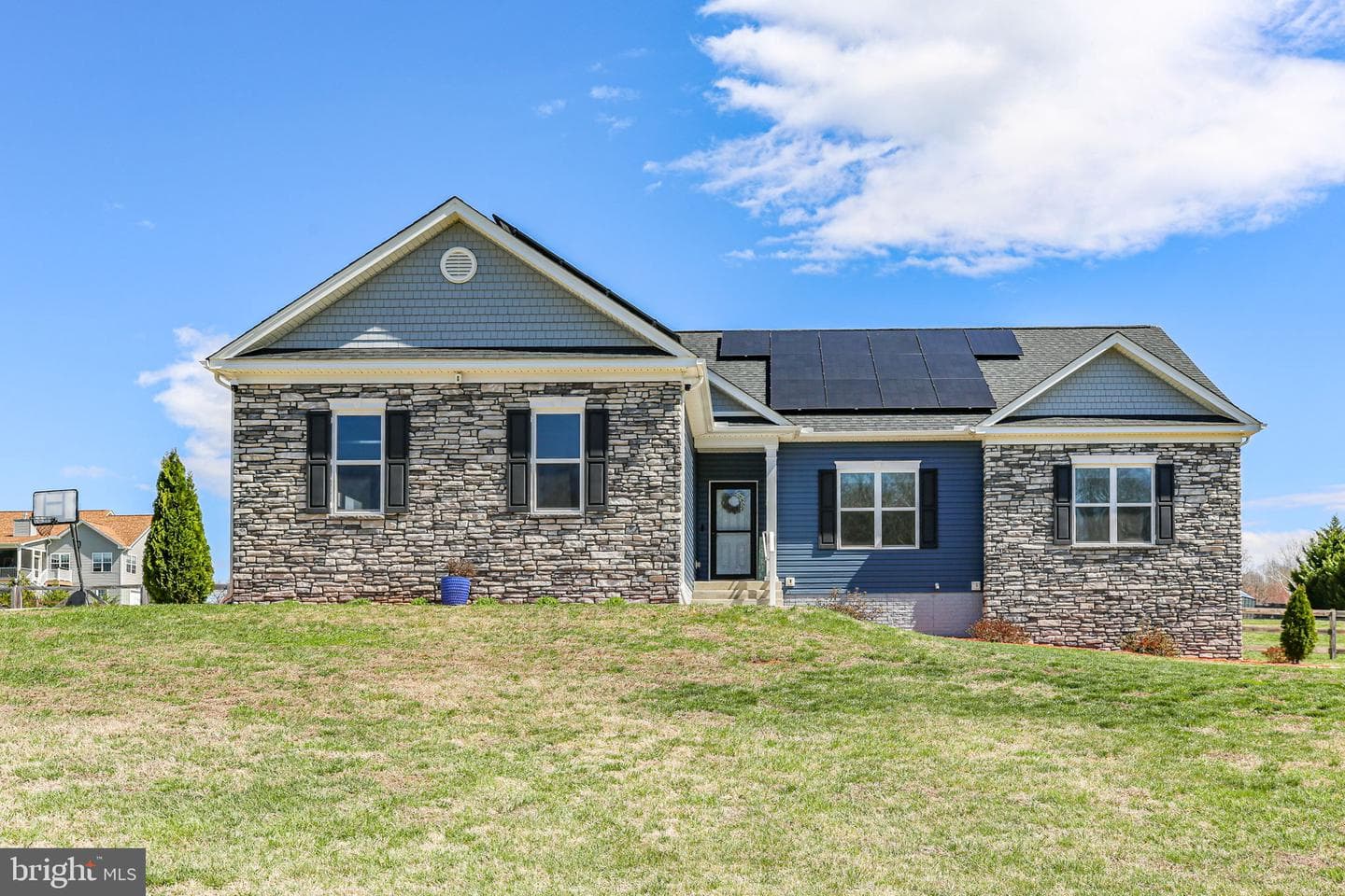 9564 Blackbird Loop photo 2