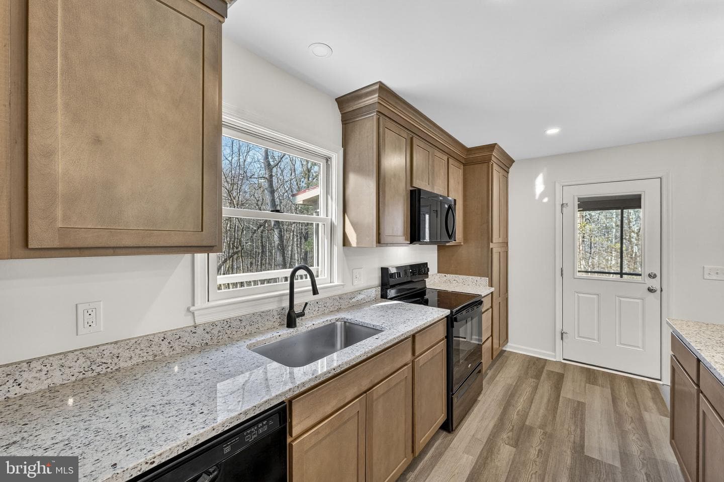16416 Mountain Run Ln photo 24