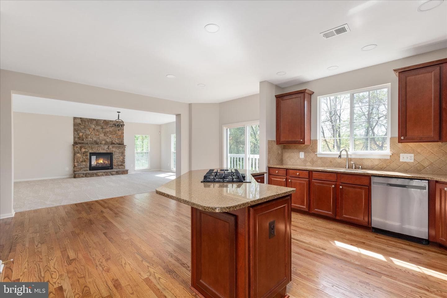 813 Kingsbrook Road photo 20