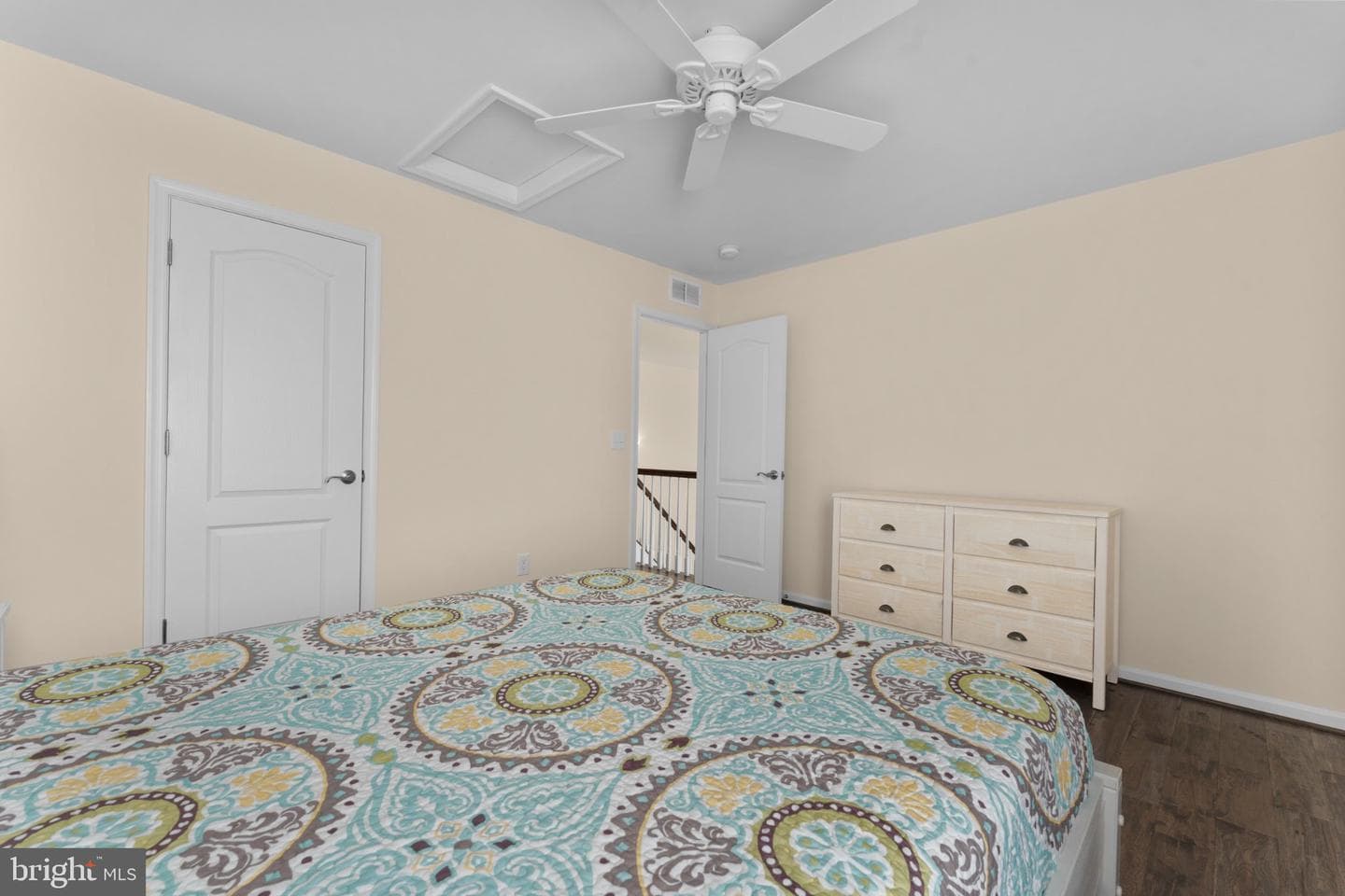 10444 Quartz Avenue photo 32