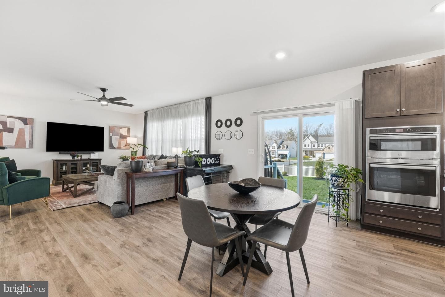 2012 Armstrong Terrace photo 17