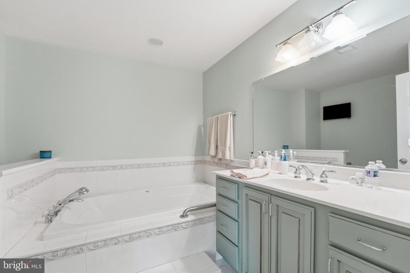 6277 Griffinsburg Road photo 42