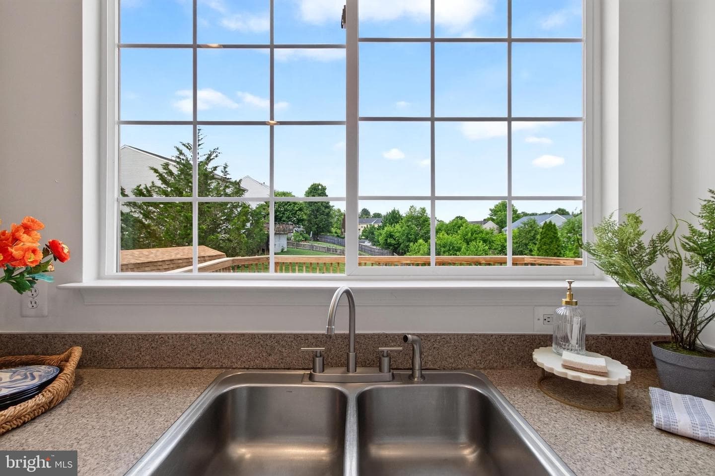 863 Fox Den Road photo 10