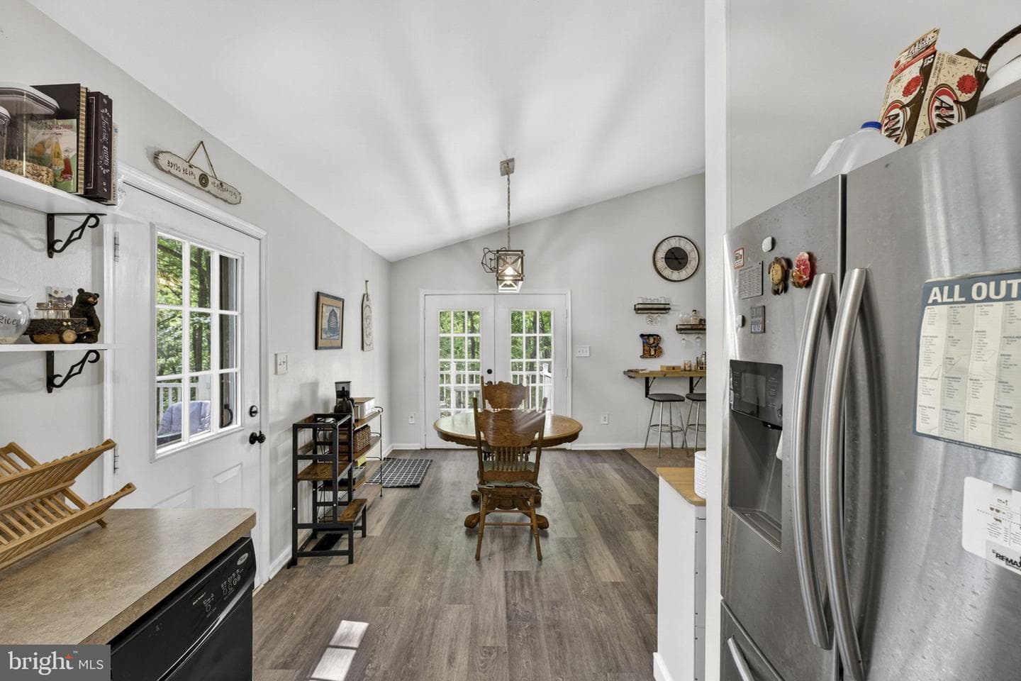 19106 Loggers Road photo 24